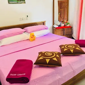 sigiri-saman-home-stay.kandyhotelsnow.com/