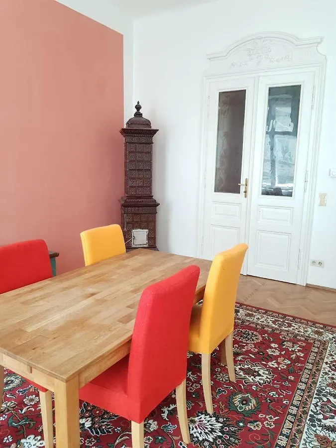 King Apartments | Contactless Check-In Vienna Austria